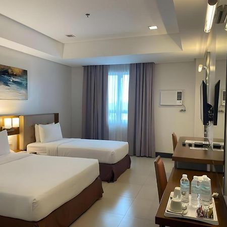 Diversion 21 Hotel Iloilo Exterior foto