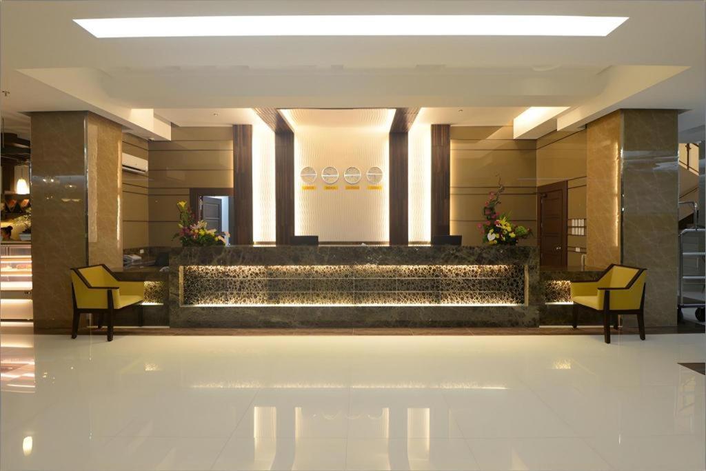 Diversion 21 Hotel Iloilo Exterior foto