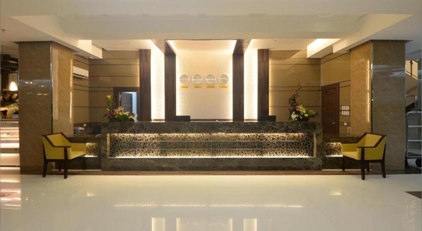 Diversion 21 Hotel Iloilo Exterior foto